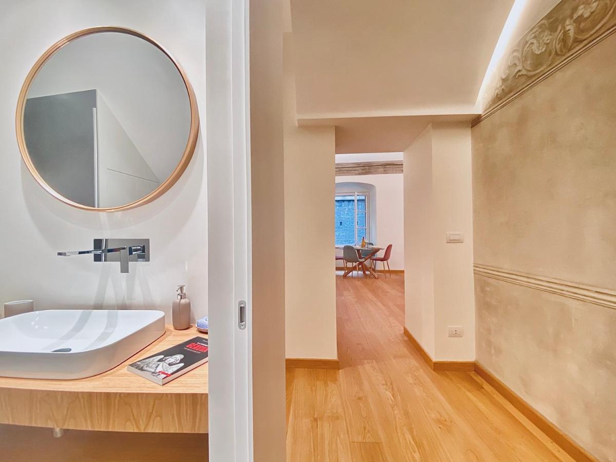Amazing San Lorenzo 19, Rolli Palace Unesco - Stunning View Overlooking The Cathedral - Free Private Parking- Genoa Exterior photo